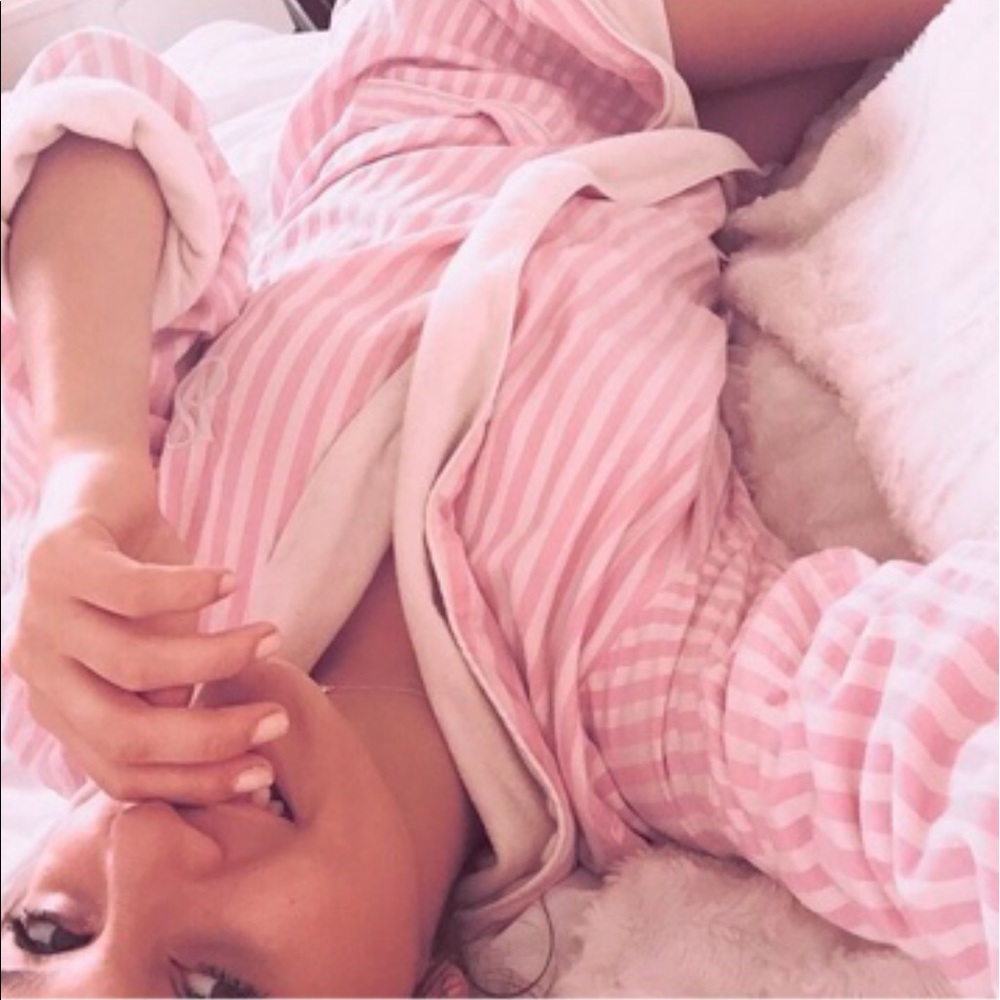 Victoria secret runway robe